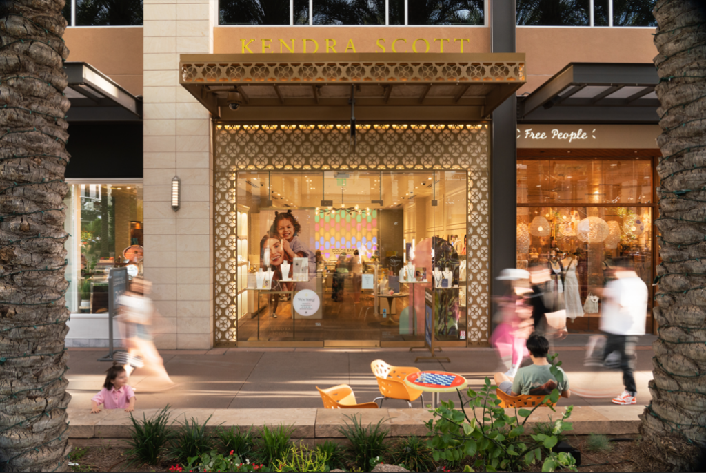 Exterior view of the Kendra Scott store at Scottsdale Quarter