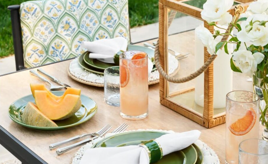 Summer tablescape